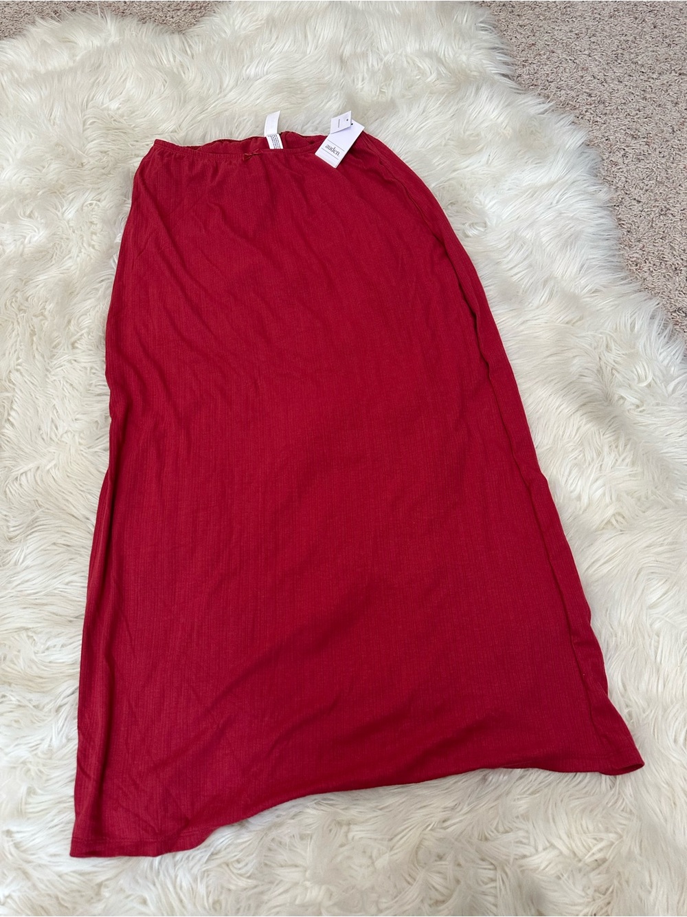 NWT Auden Red Ribbed Maxi Skirt with slit